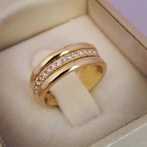 Elegant Gold Plated Band Ring with Crystals
